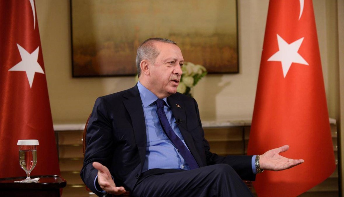 ما العوامل التي تجعل تركيا "تتردّد" في التوّجه إلى منبج؟