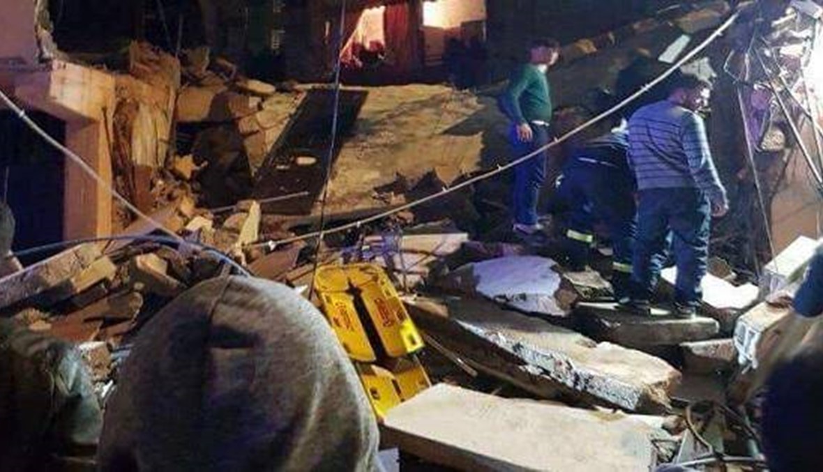 بالصور والفيديو: مقتل طفلة ووالدتها واصابة الوالد في انهيار جزئي لمبنى في برج البراجنة