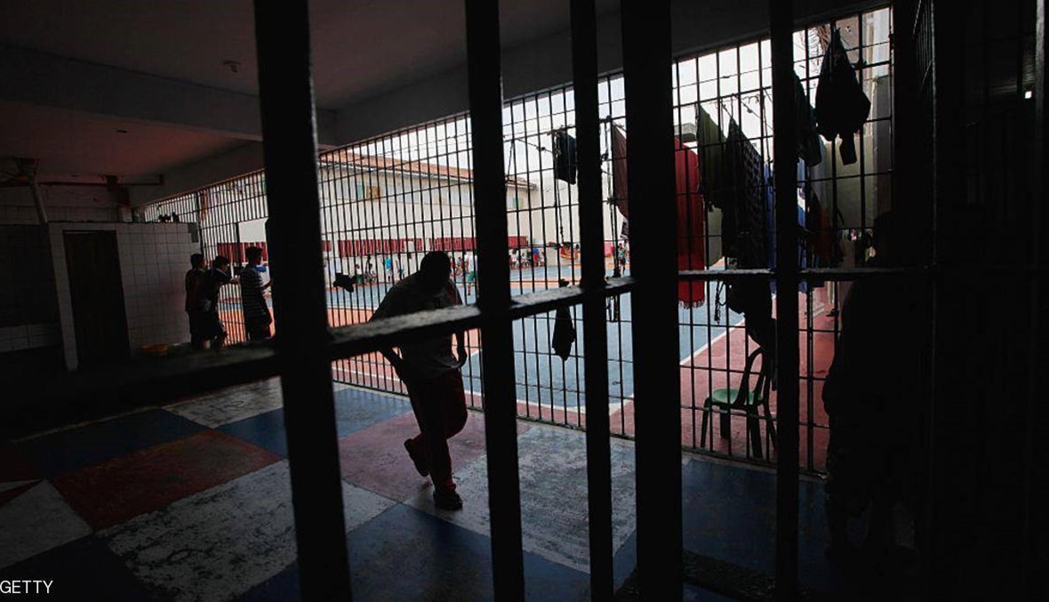 سجناء يحتجزون حراساً رهائن خلال عصيان في البرازيل