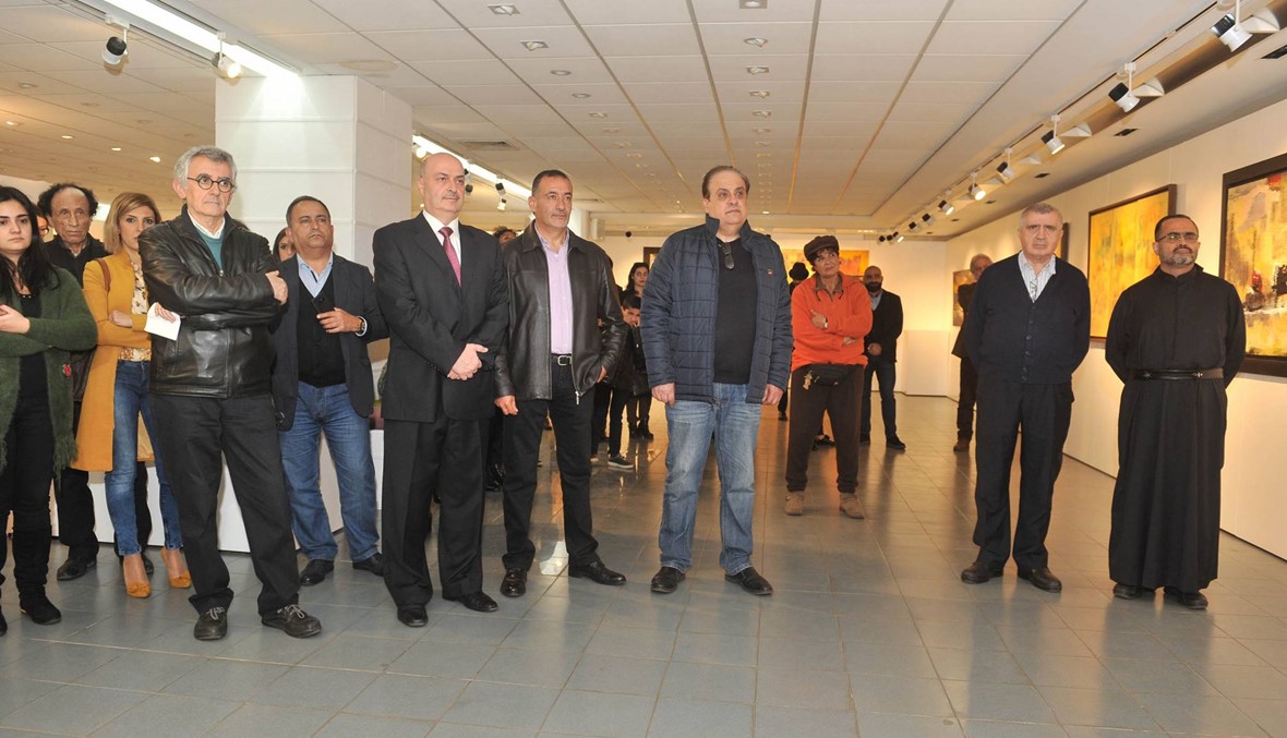 افتتاح معرض للفنانة سندس الخالدي في جامعة الروح القدس