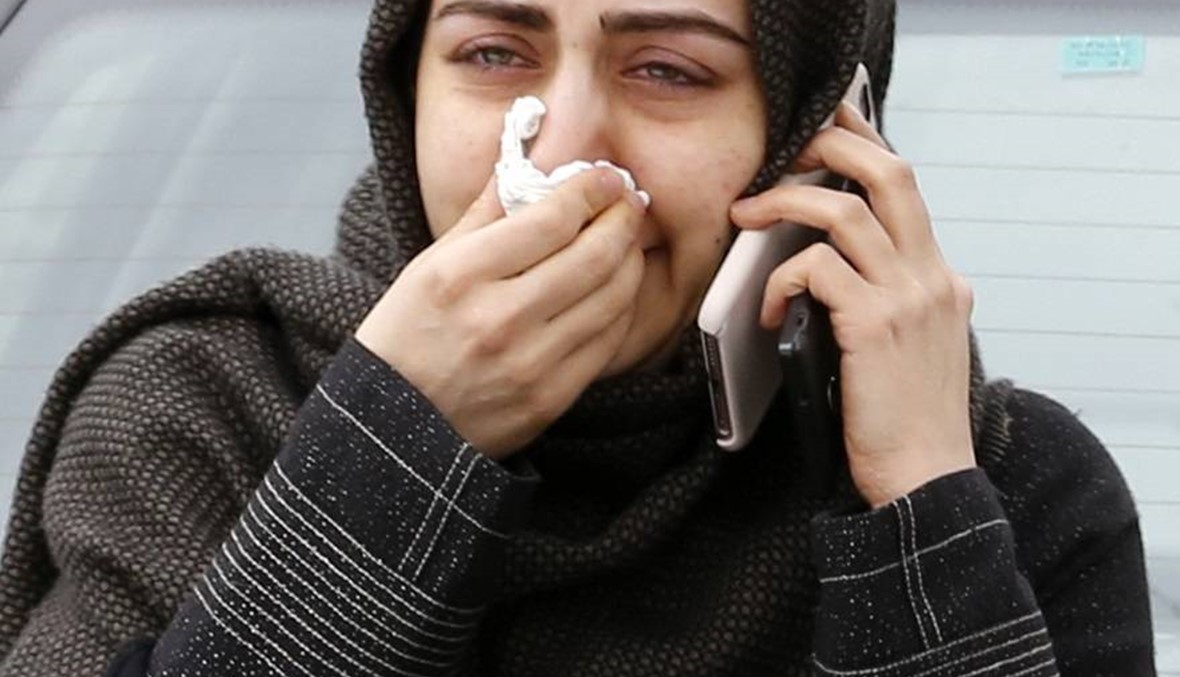 جدل على وسائل التواصل بسبب اعتداء شرطي ايراني على محتجة ضد الحجاب