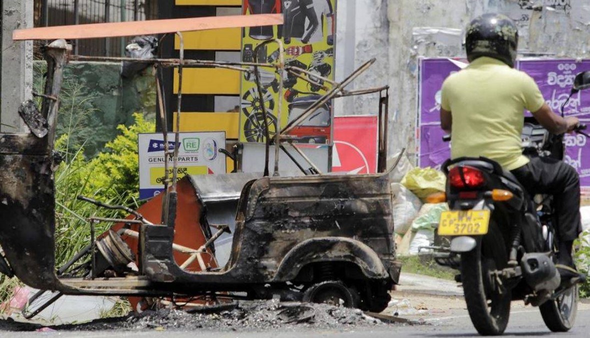 استهداف مسجد ومتاجر بأعمال عنف ضد مسلمين في سريلانكا