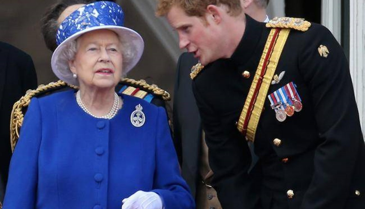 الملكة اليزابيث توافق رسمياً على زواج الأمير هاري