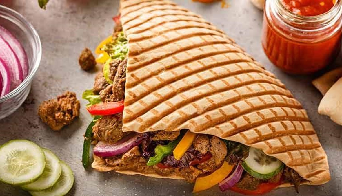 في اليوم العالمي للشاورما... ما أصلها وتاريخها وكيف انطلقت فكرتها؟