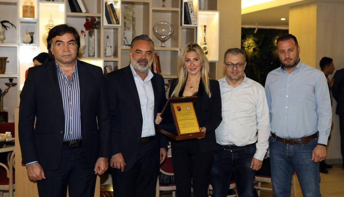 تكريم بطلات هومنتمن للسيدات لكرة السلة