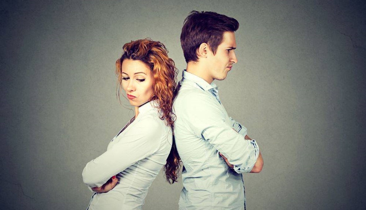 5   أسباب وراء هروب الشباب من الزواج