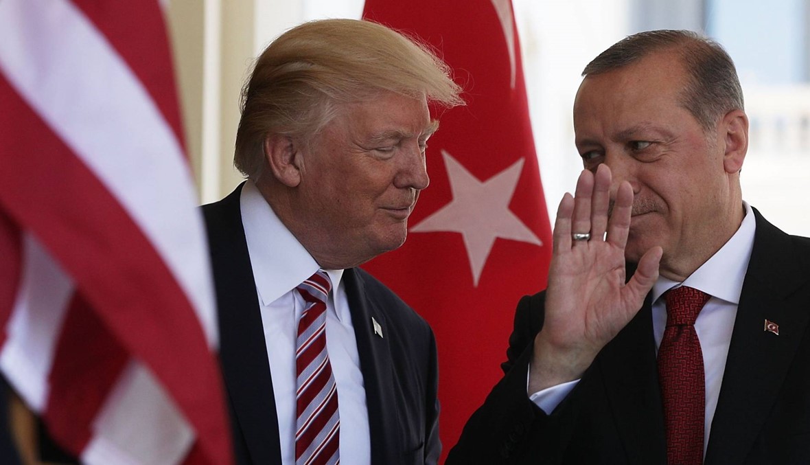 اردوغان بحث هاتفياً مع ترامب الأزمة في سوريا