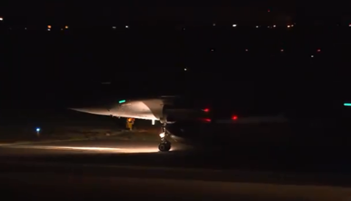 لحظة إقلاع طائرات "رافال" الحربية الفرنسية إلى سوريا (فيديو)