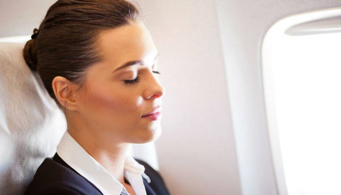 آلام وانسداد الأذن في الطائرة: هذا ما يجب أن تعرفه