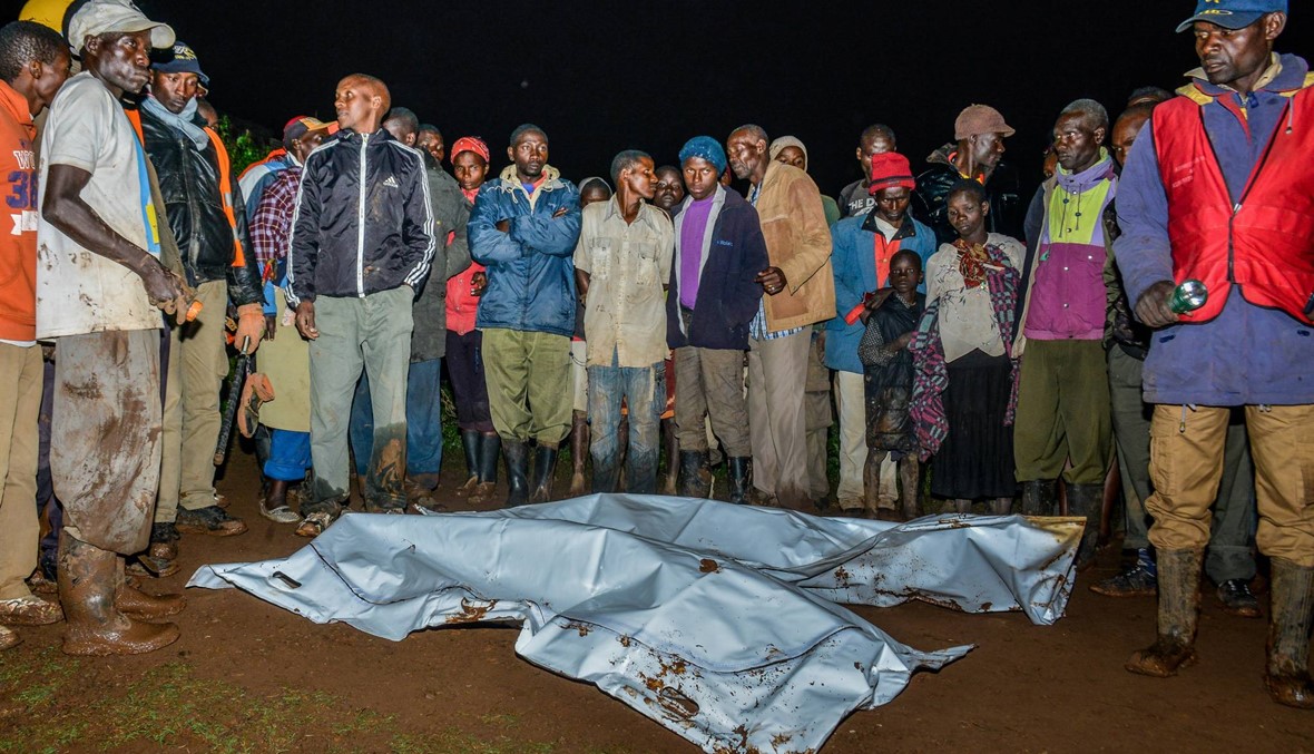 سدّ "سولاي" إنهار في كينيا: مقتل 41 شخصًا جرفتهم المياه أثناء نومهم