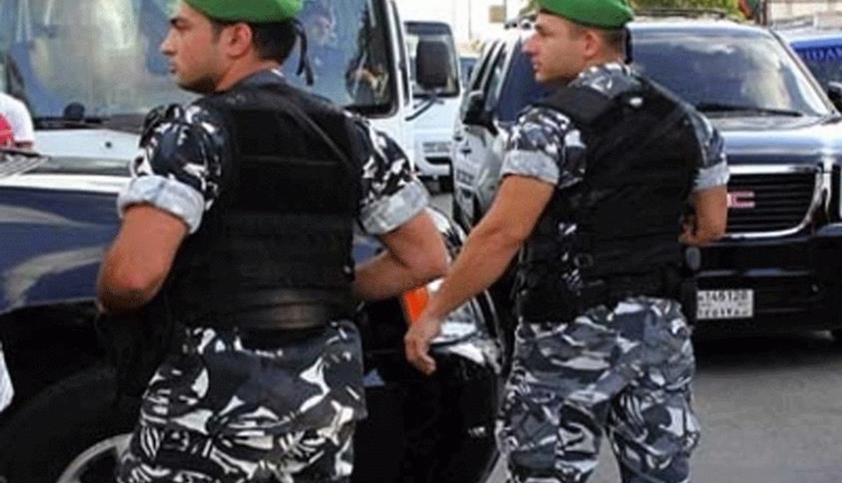 اطلاق نار على دورية لقوى الأمن في بعلبك.. إصابة ضابط وعسكري بجروح