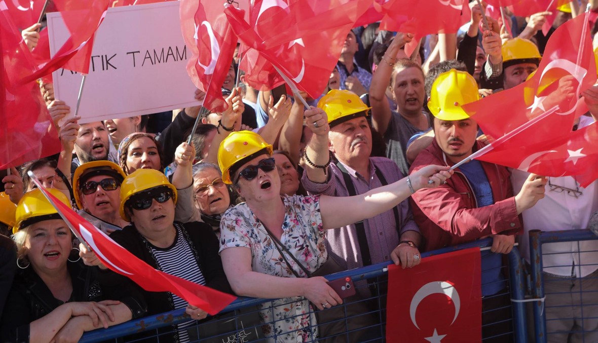 تركيا: "أحكام مؤبّد مشدّدة" على 104 عسكريّين لادانتهم بـ"محاولة قلب النظام"