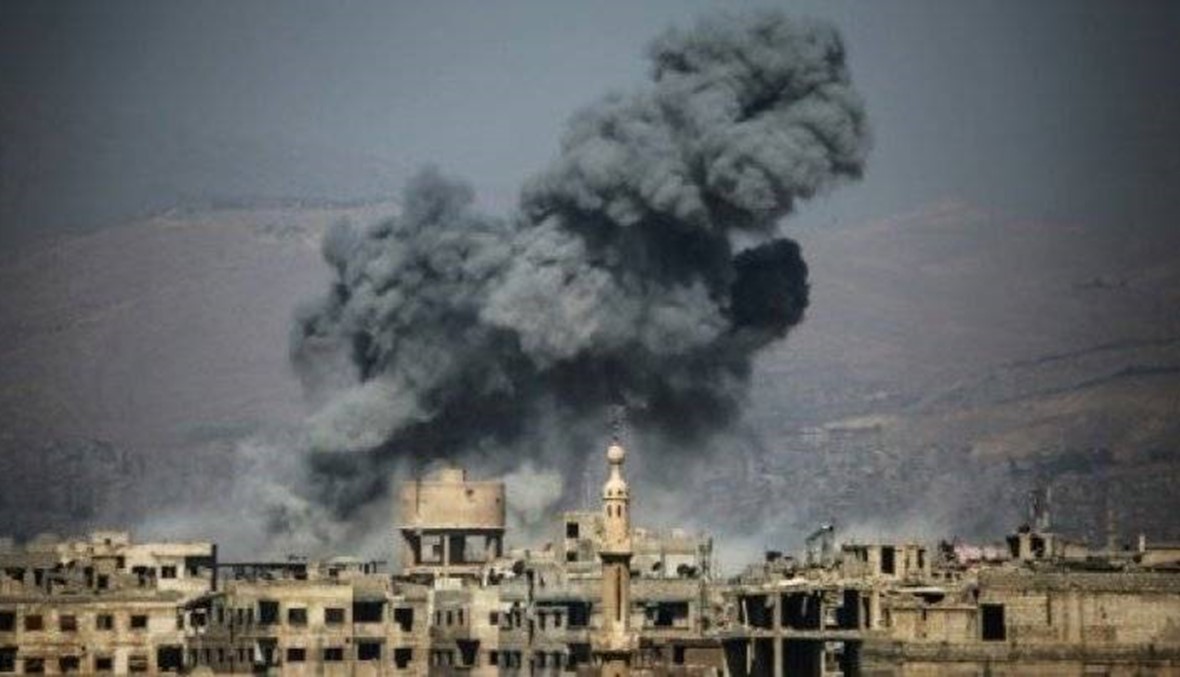 "المرصد السوري": مقتل 12 عنصراً موالياً للنظام في غارات التحالف الدولي شرق سوريا