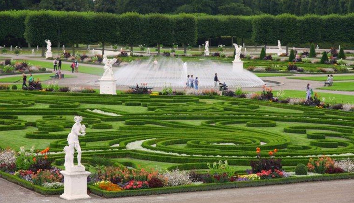 تعرّفوا إلى حدائق القصور الملكية الفخمة حول العالم