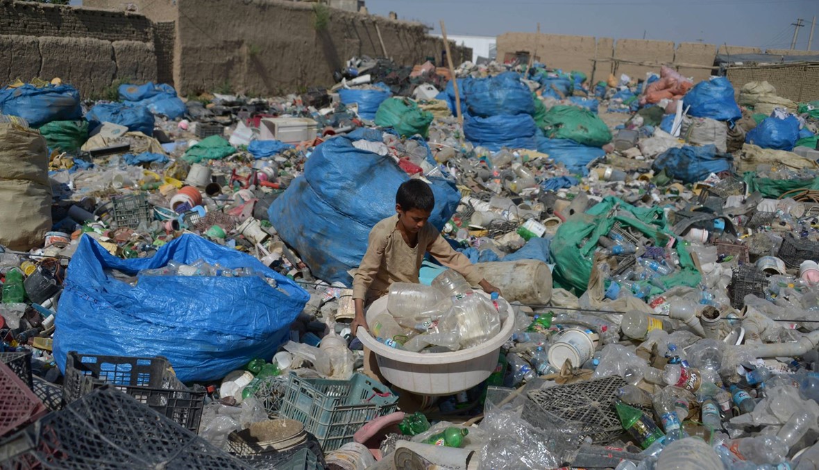 مأساة التلوث... بحار آسيا مكبّ لملايين أطنان النفايات البلاستيكيّة