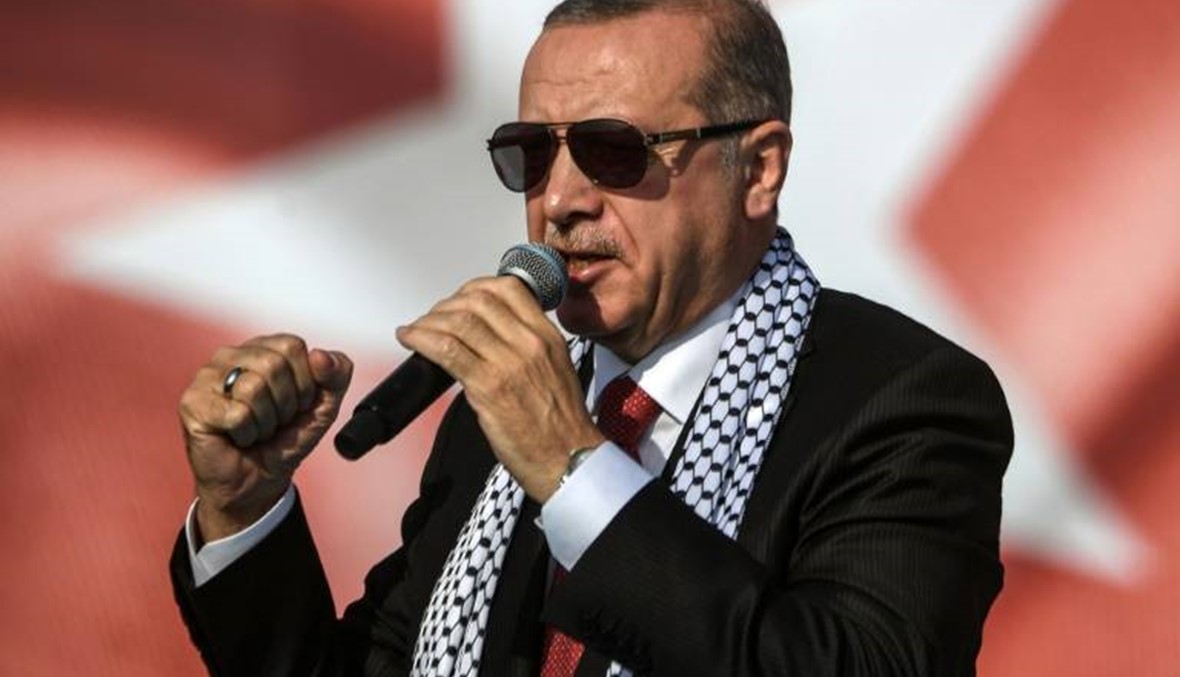 اردوغان يحذر من حرباً بين "الصليب والهلال"