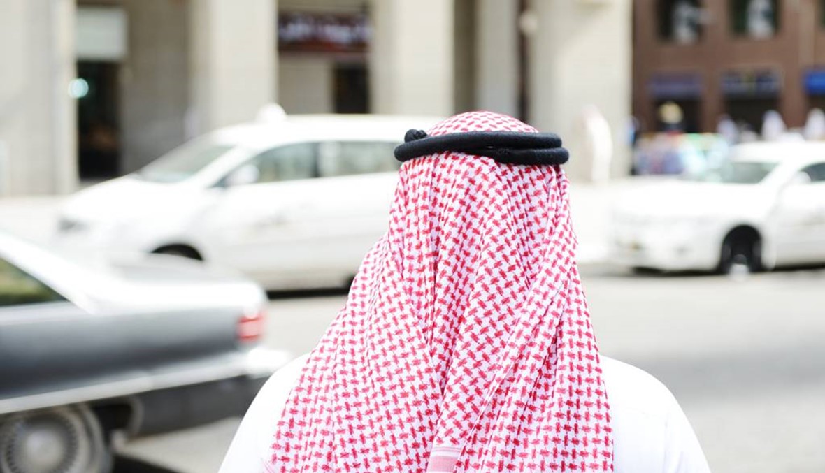 رجل تهجَّم على منزل طليقته يثير الجدل في السعودية!