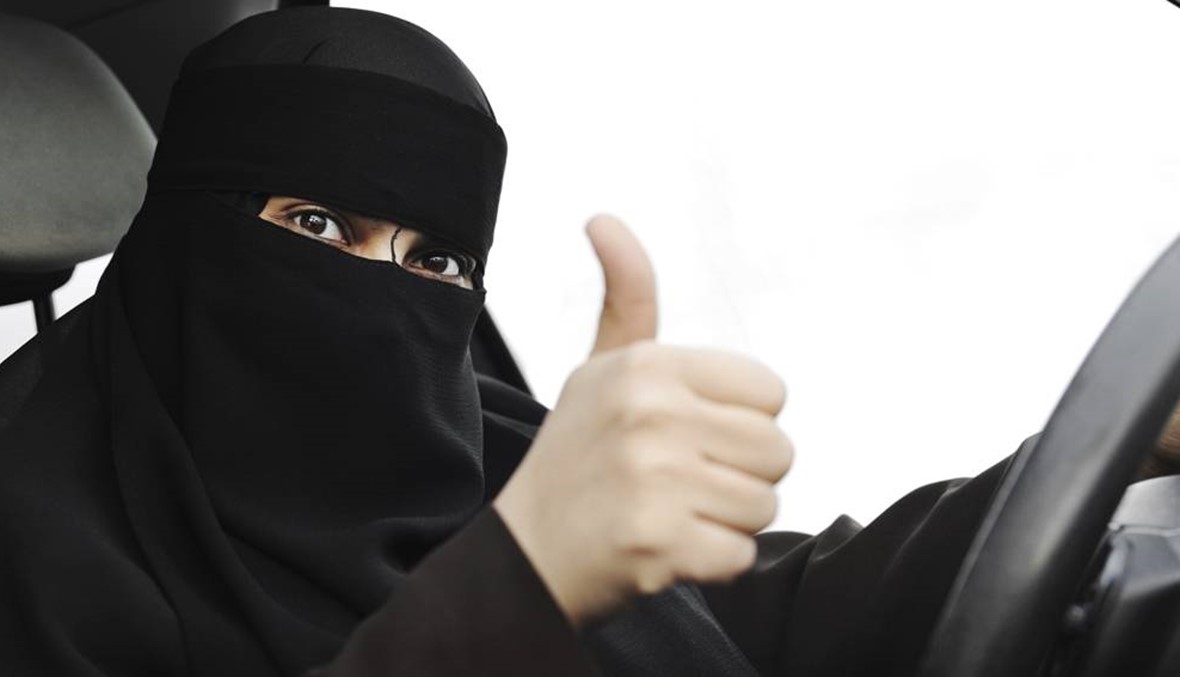 "توكلي وانطلقي"... فليبدأ عصر قيادة المرأة السعودية!
