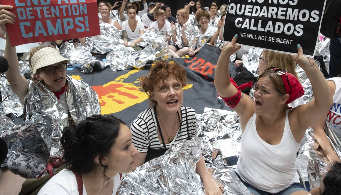 اعتقال اكثر من 500 امرأة كن يتظاهرن في مبنى الكابيتول احتجاجاً على فصل عائلات مهاجرين