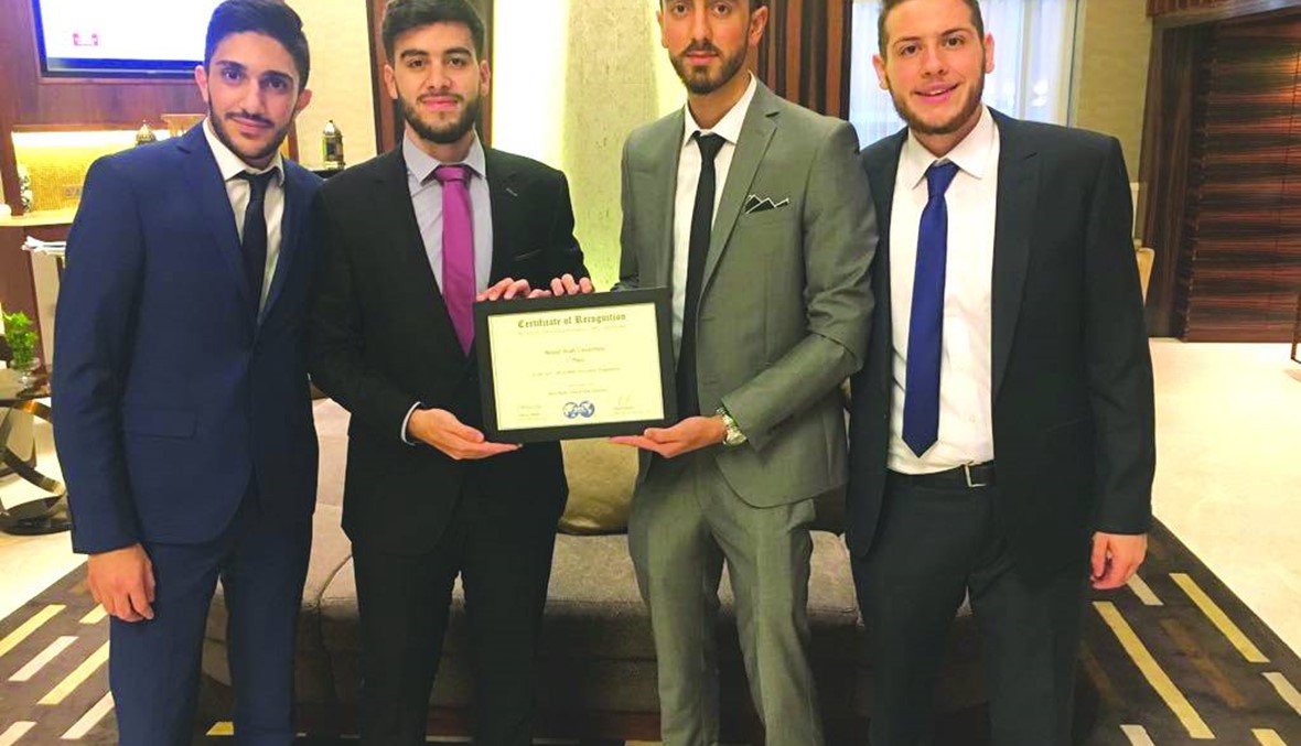 المركز الأول لجامعة بيروت العربية في مسابقة إدخال الرقمية بالإنجازات النفطية في دبي
