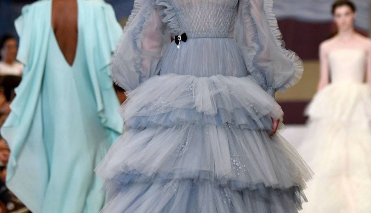 أوليانا سيرجنكو  المصممة التي صنعت من  التول أعذب الفساتين