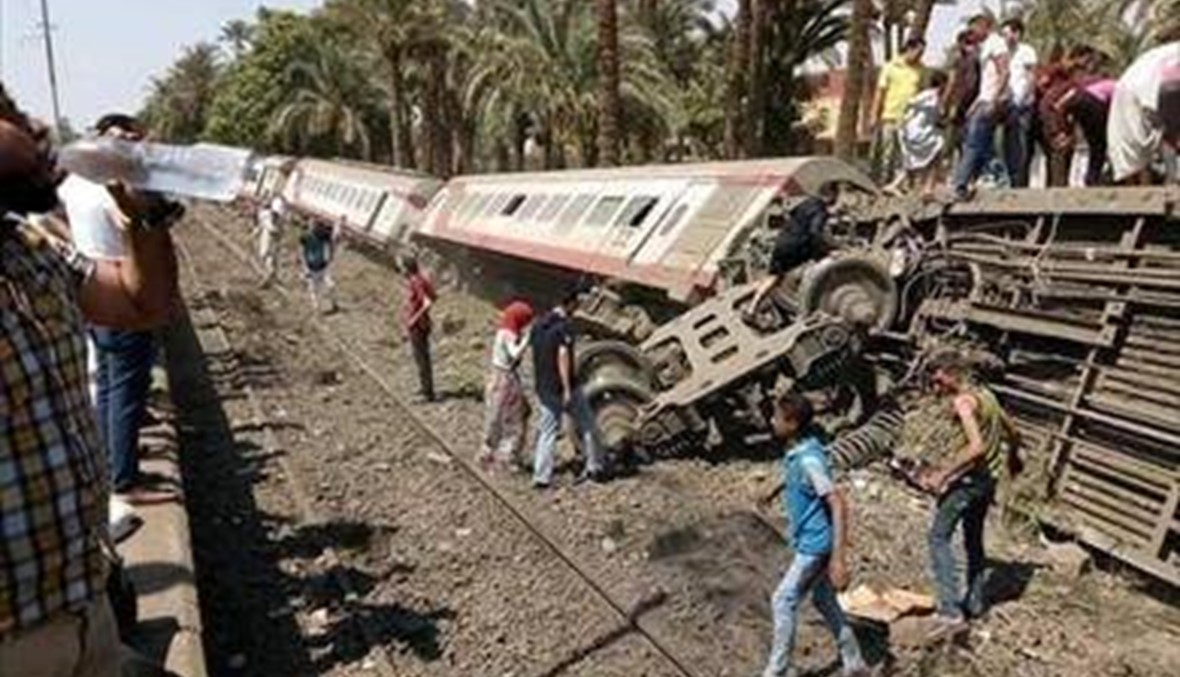 القطارات تعود إلى طبيعتها في مصر... مطالبة بتقرير عن حادث البدرشين (فيديو وصور)