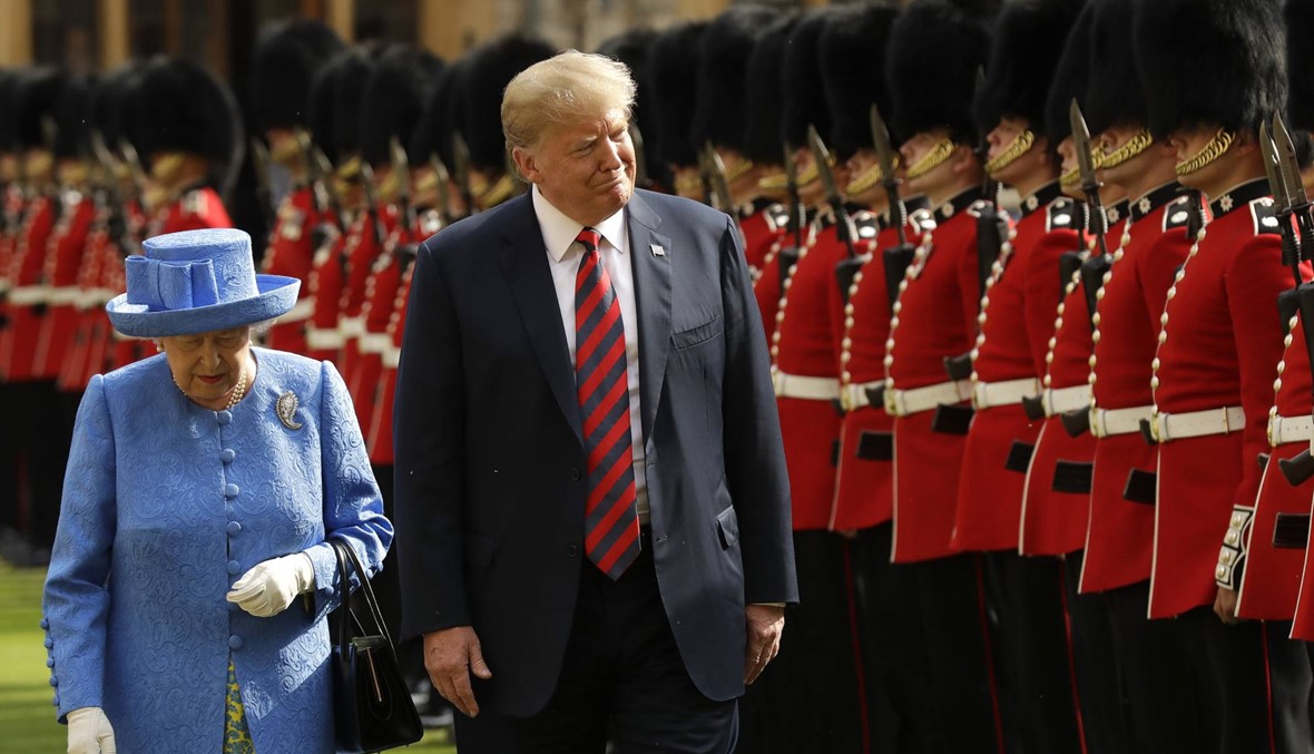 ترامب في ضيافة الملكة اليزابيث: مراسم عسكريّة... وشاي