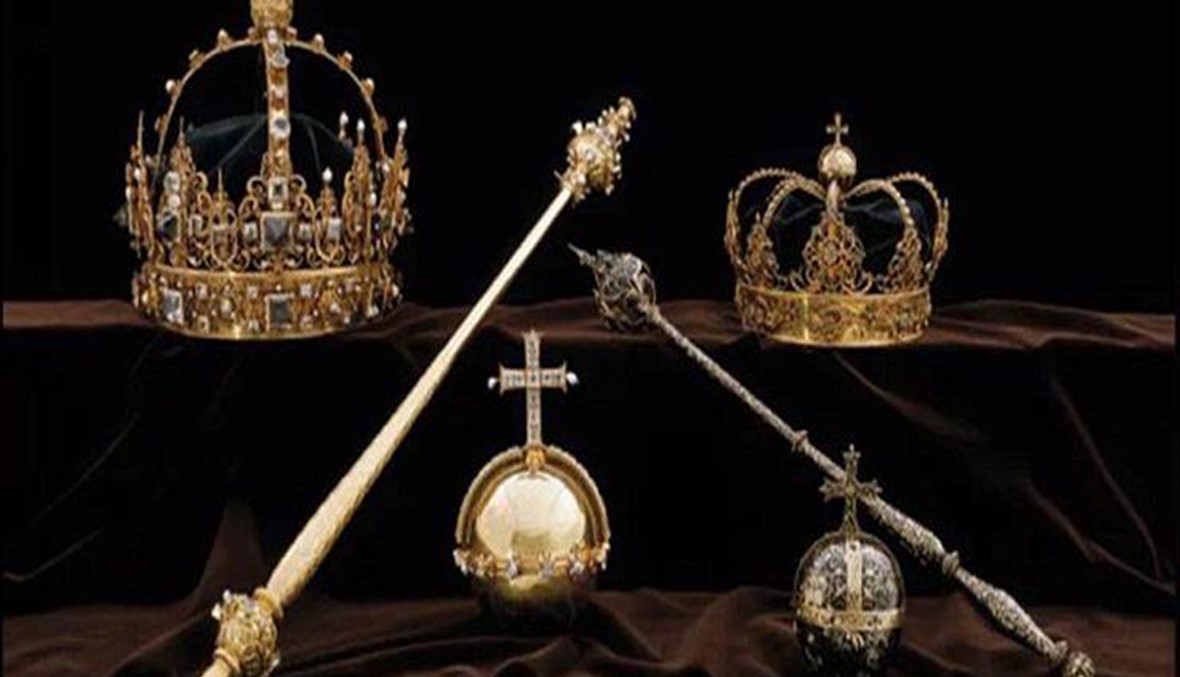 "كنز وطني" فُقِد... لصّان سرقا مجوهرات ملكية في السويد وهربا!