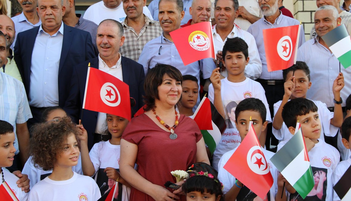 وزارة الثقافة التونسية تكرم الفنانة اميمة الخليل