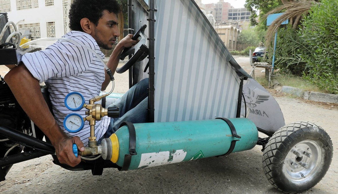 بالصور: طلاب مصريون يصممون مركبة تعمل بالهواء