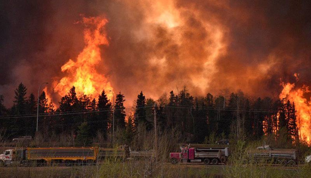 مقاطعة كندية تعلن حال الطوارئ لمكافحة حرائق الغابات