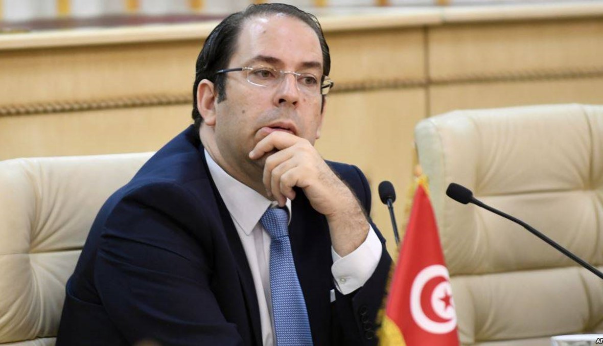 تونس: إقالة وزير الطاقة وأربعة مسؤولين كبار لشبهات فساد