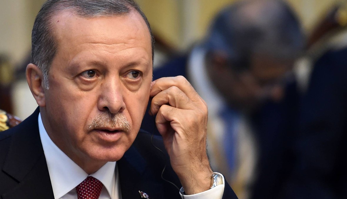 إردوغان يرغب في التخلي عن اعتماد الدولار في المبادلات مع روسيا: "لا تصدّقوا أميركا"