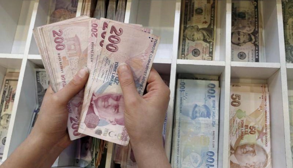 المركزي التركي يرفع سعر الفائدة وانخفاض تكلفة التأمين على ديون تركيا
