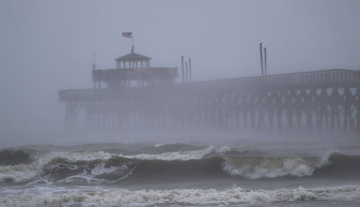 المياه اندفعت في كلّ الاتّجاهات والرياح جُنّت: "فلورنس" يهزّ الساحل الشرقي الأميركي