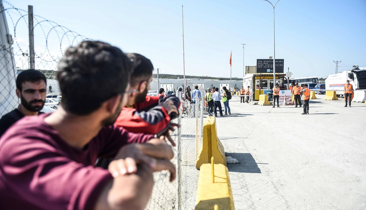 توقيف مئات العمال في مطار اسطنبول الجديد بعد تظاهرة