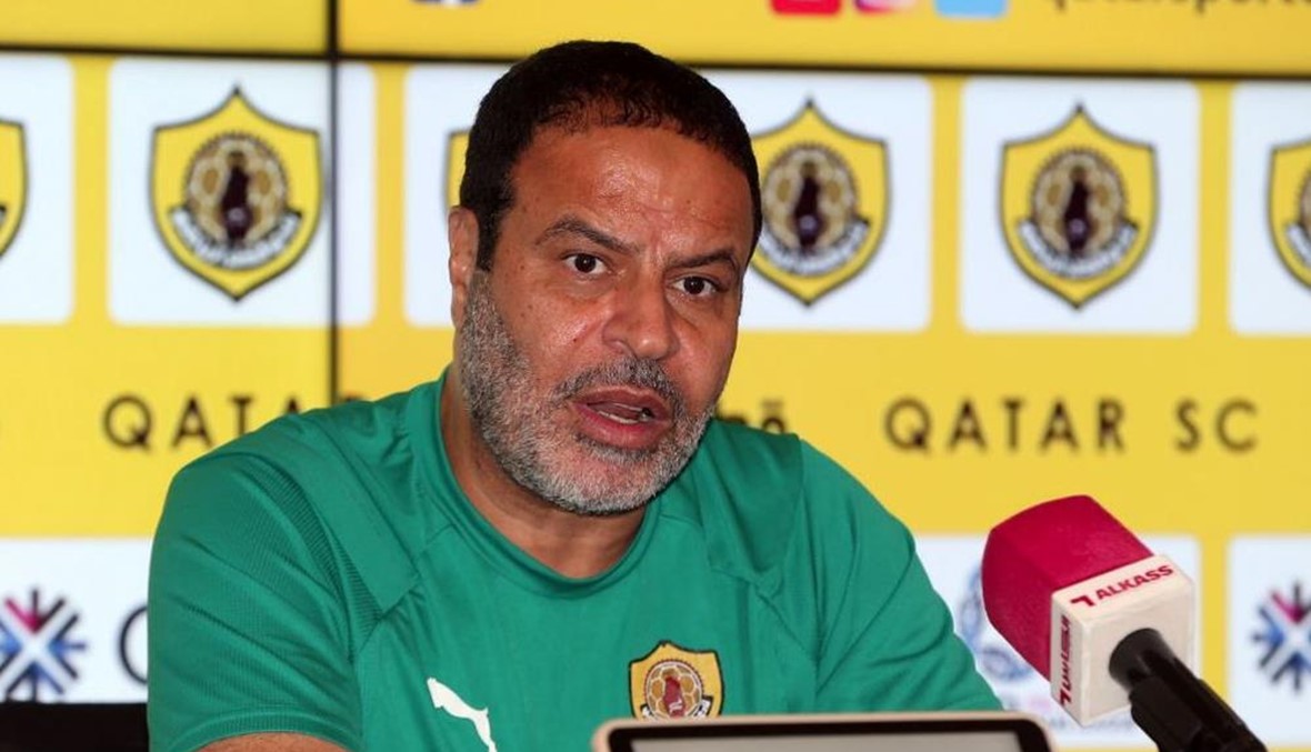 نادي قطر يفسخ عقده مدربه