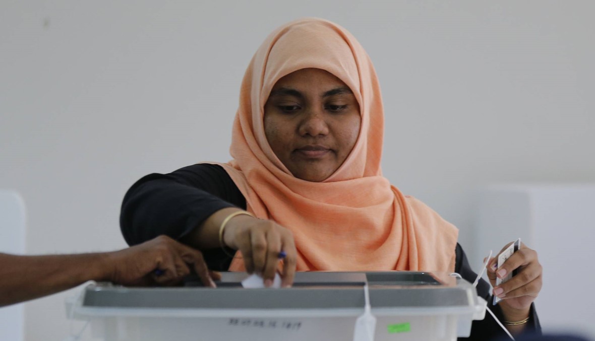 نحو 262 ألفاً دُعيوا للإدلاء بأصواتهم... انتخابات رئاسية مثيرة للجدل في جزر المالديف