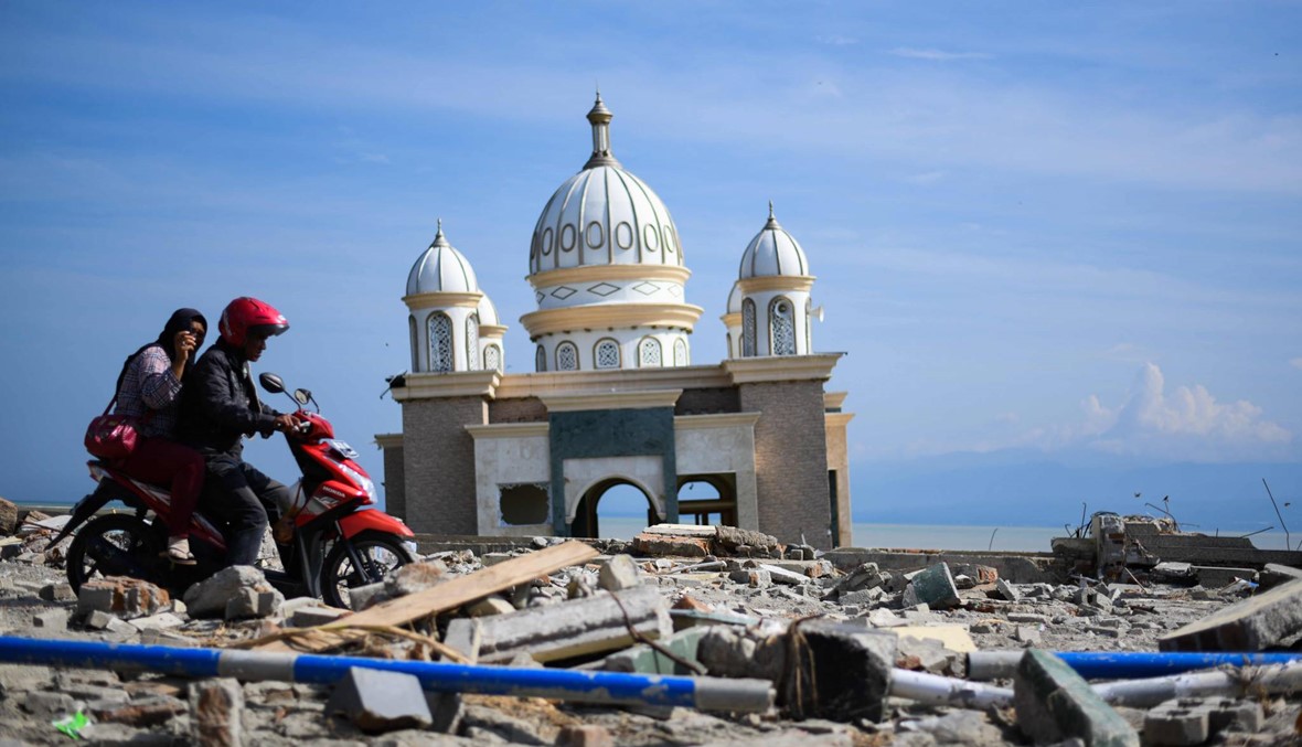 وكالة الإغاثة: أكثر من ألف شخص ما زالوا مفقودين ربما بعد كارثة اندونيسيا