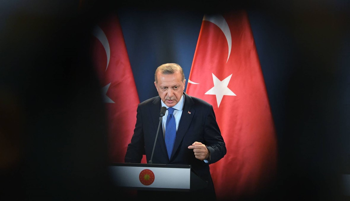 اردوغان يدعو الرياض لأن "تثبت" مغادرة خاشقجي مقر القنصلية في اسطنبول