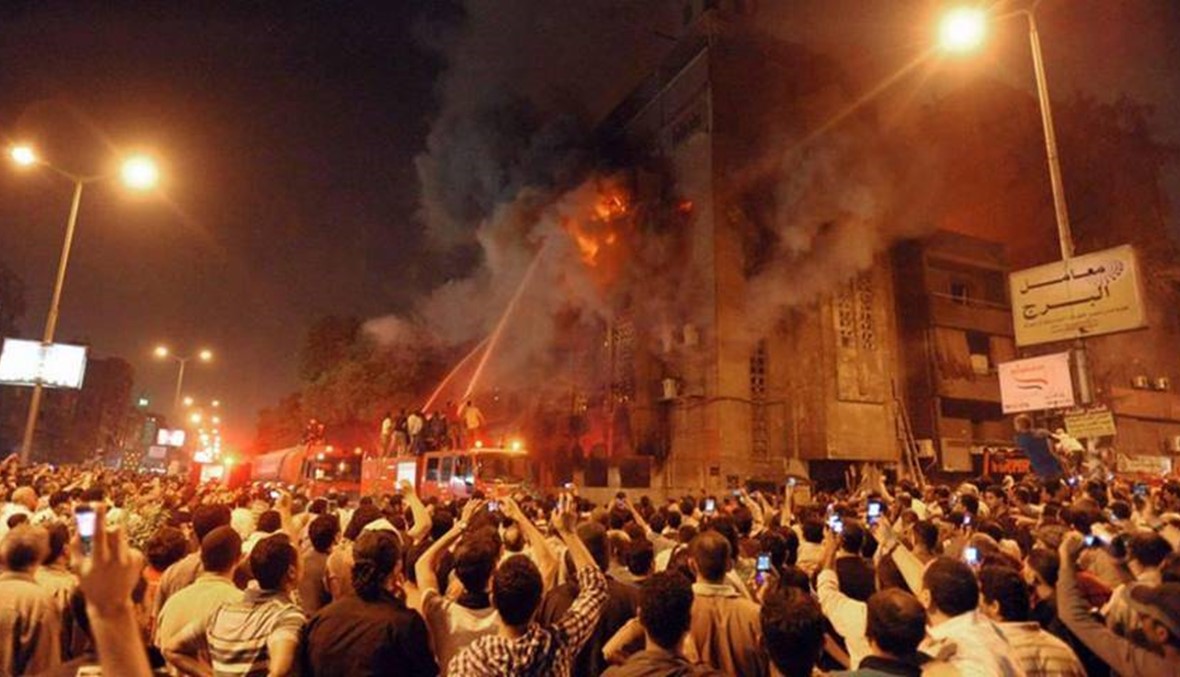 مصر تحترق... النيران تطارد المصريين في مختلف المحافظات