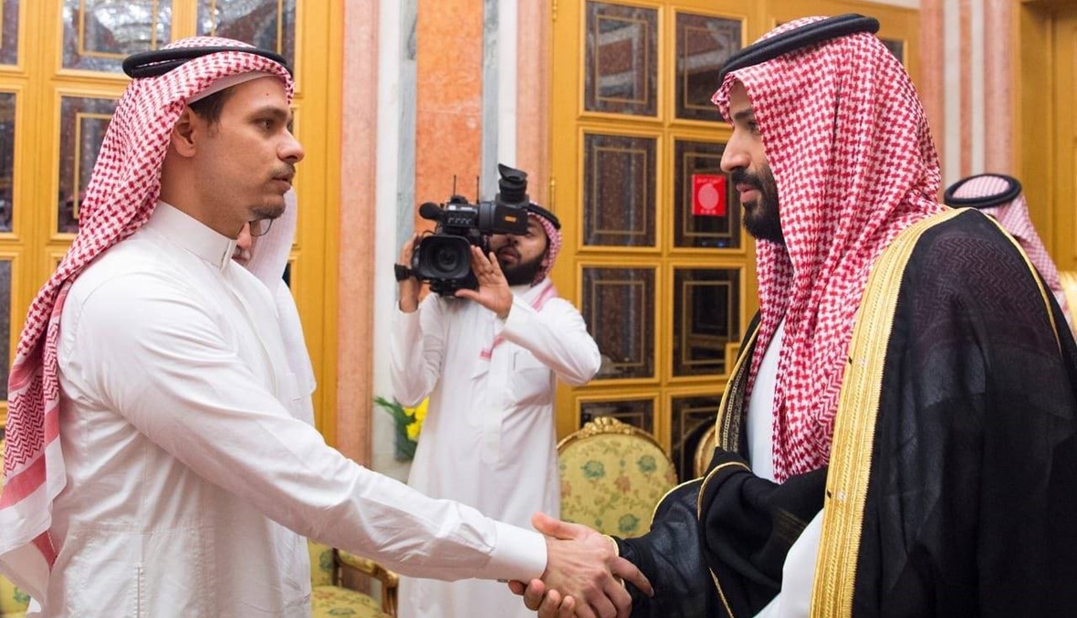 الملك سلمان وولي العهد السعودي يستقبلان نجل جمال خاشقجي