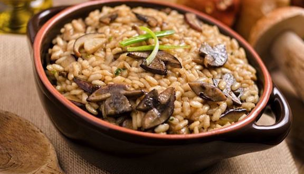 الأرز واللحم مع الفطر: طبق شهيّ حضّره اليوم على الغداء