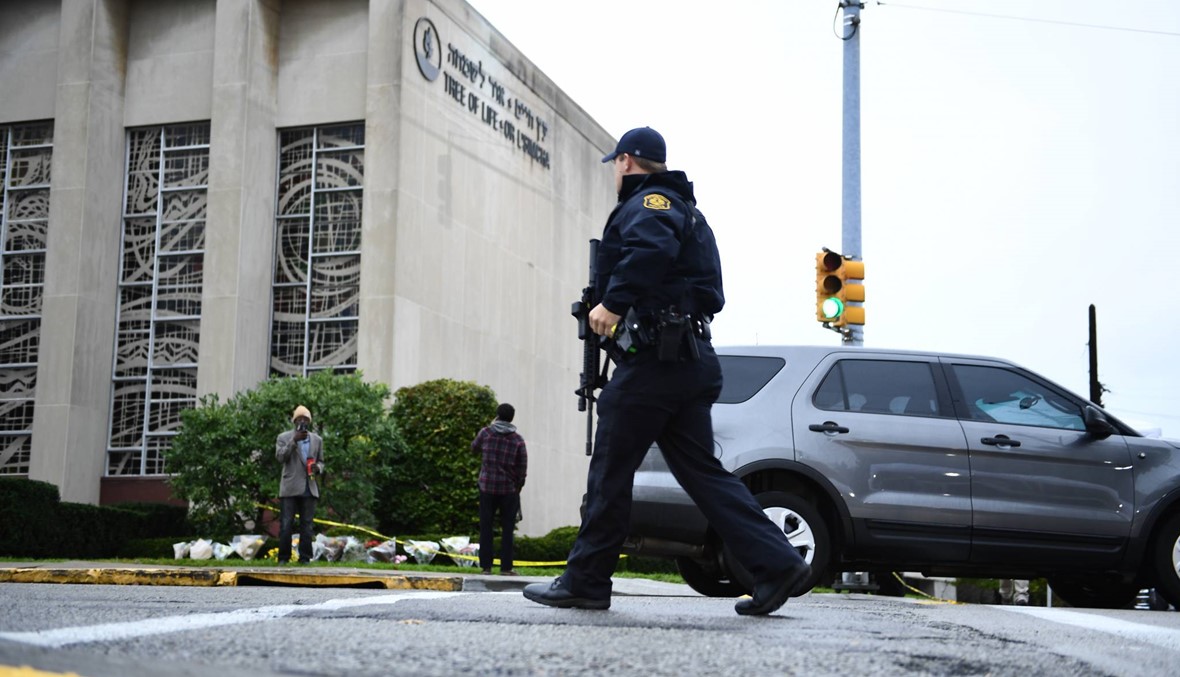 الهجوم على كنيس بيتسبرغ: توجيه 29 تهمة إلى باورز... "الكراهية لن تنتصر"
