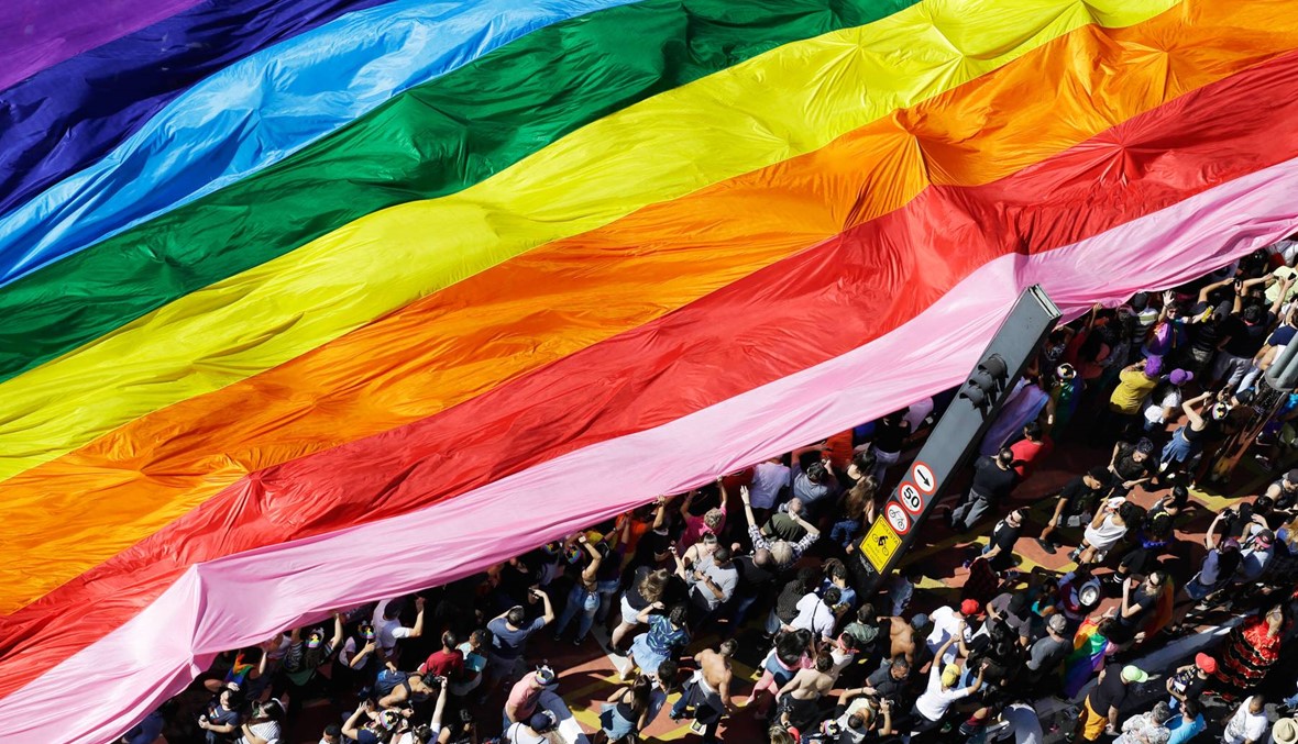 سهرة "جنسية مثلية" في بيروت... السلطة الدينيّة تتدخّل!