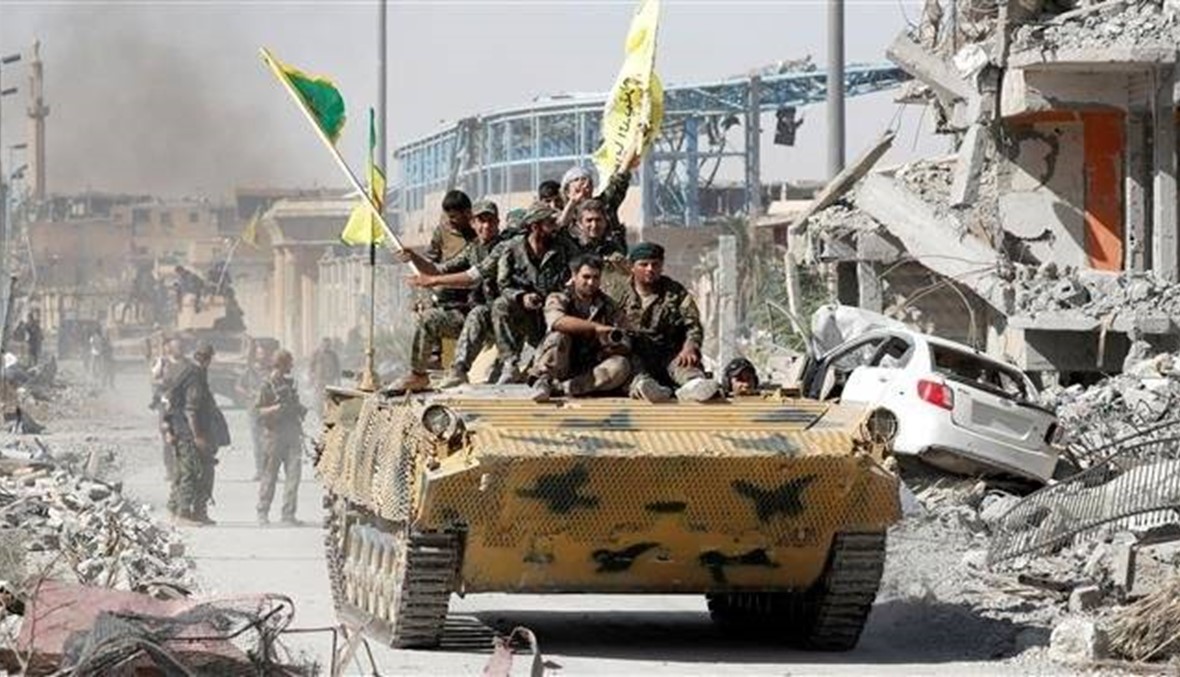 قوات "سوريا الديموقراطية" توقف مؤقّتاً عملياتها ضد "داعش"