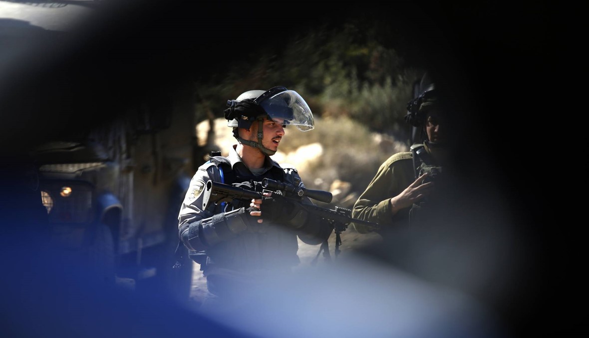 الشرطة الإسرائيليّة تقتحم مقرّ وزارة شؤون القدس في الضفّة