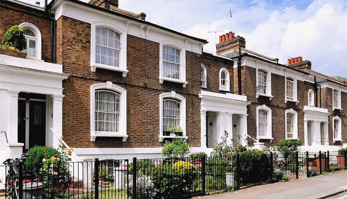 هبوط مؤشر لأسعار المنازل البريطانية لأدنى مستوى في 6 أعوام