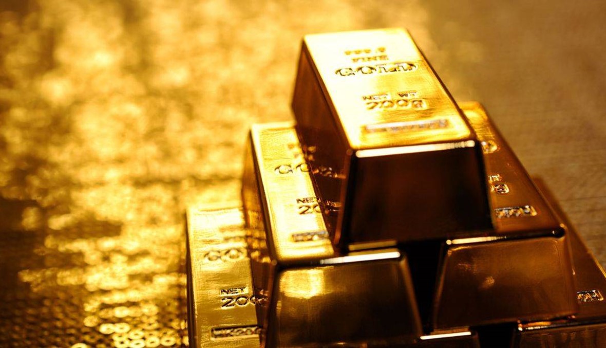 الذهب ينزل لأدنى مستوى في أسبوع والمستثمرون يرقبون مجلس الاحتياطي