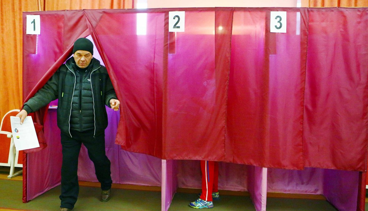 الغرب يعتبر الاقتراع "غير شرعي"... انتخابات في المنطقتين الانفصاليتين في أوكرانيا